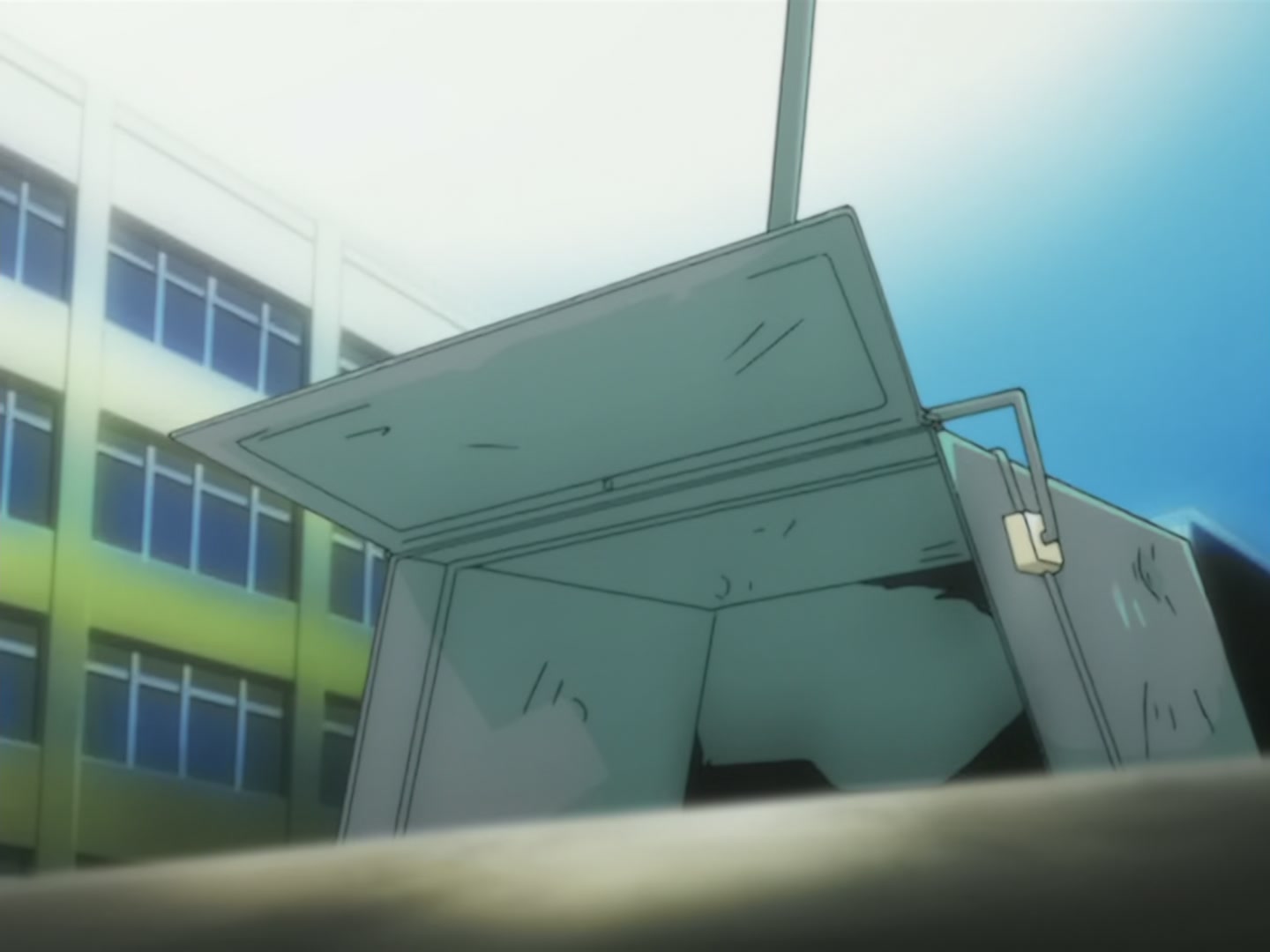 Bleach Ep 7: Greetings from a Stuffed Lion @ 00:04:29