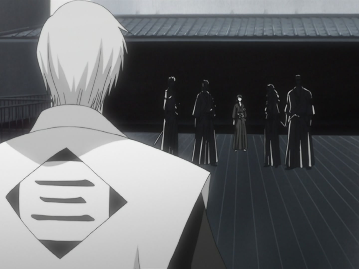 Bleach Ep 35: Aizen Assassinated! @ 00:02:37