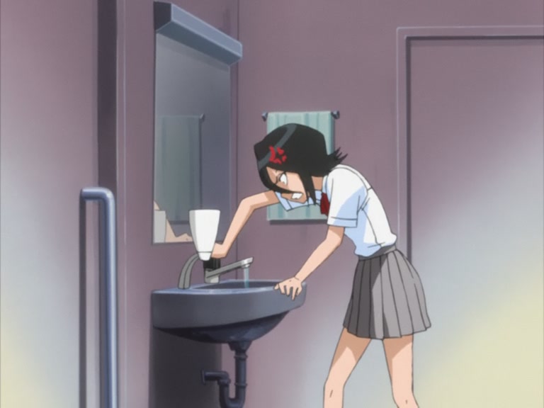 Bleach Ep 72: Water Attack! Escape from the Shutdown Hospital @ 00:08:23