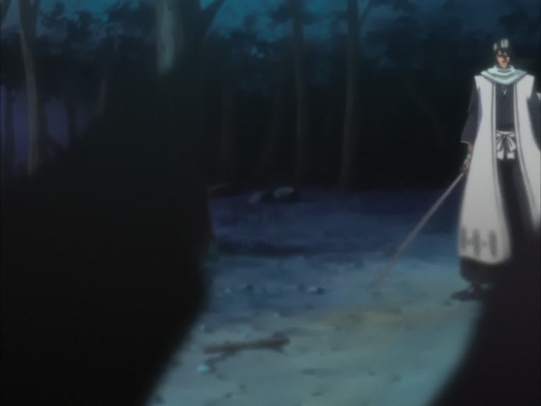 Bleach Ep 95: Byakuya Takes the Field! Dance of the Wind-Splitting Cherry Blossoms @ 00:09:05