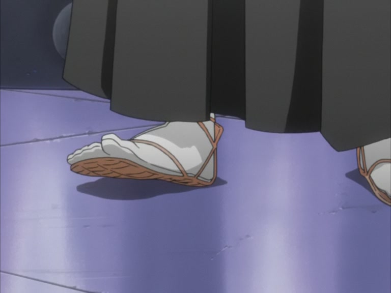 Bleach Ep 102: The Last Quincy! The Exploding Power @ 00:01:39