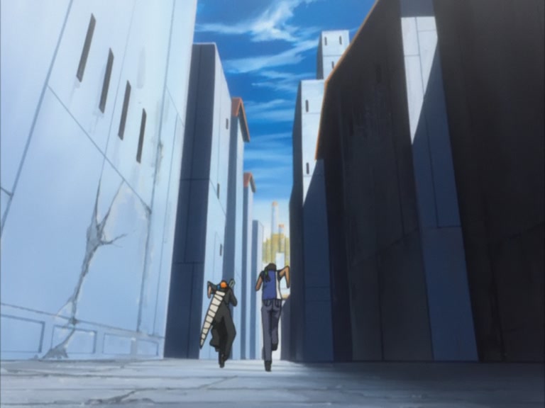 Bleach Ep 102: The Last Quincy! The Exploding Power @ 00:04:11