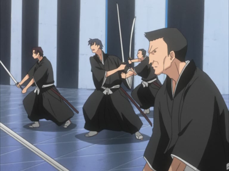 Bleach Ep 102: The Last Quincy! The Exploding Power @ 00:04:21