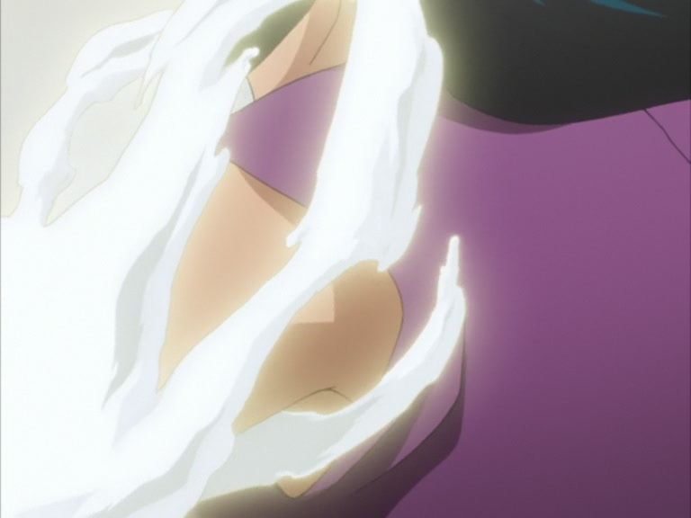 Bleach Ep 102: The Last Quincy! The Exploding Power @ 00:09:58