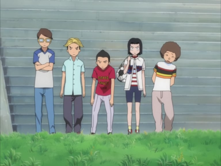 Bleach Ep 132: Hitsugaya, Karin, and Soccer Ball @ 00:03:00
