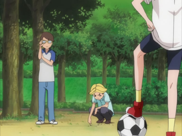 Bleach Ep 132: Hitsugaya, Karin, and Soccer Ball @ 00:09:35