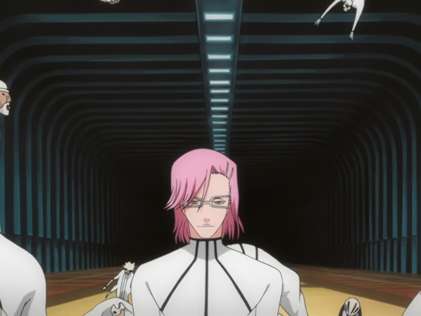 Bleach Ep 163: Shinigami and Quincy, Battle with Madness @ 00:04:46