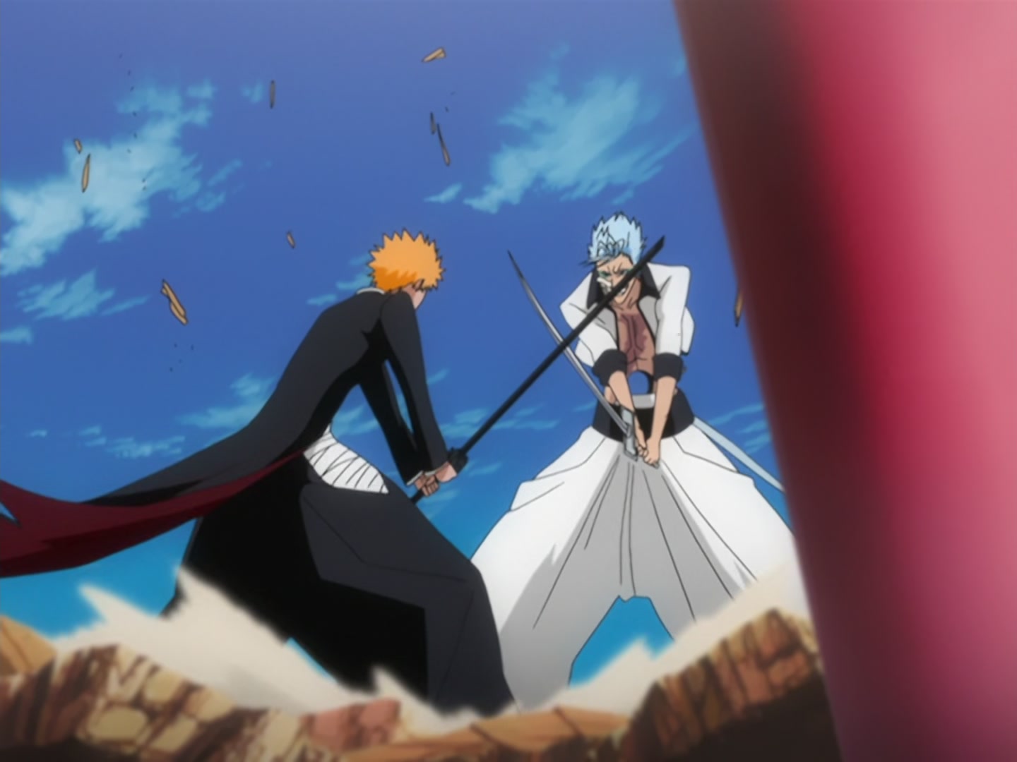 Bleach Ep 166: Desperate Effort vs. Desperate Effort! Hollowized Ichigo @ 00:02:22