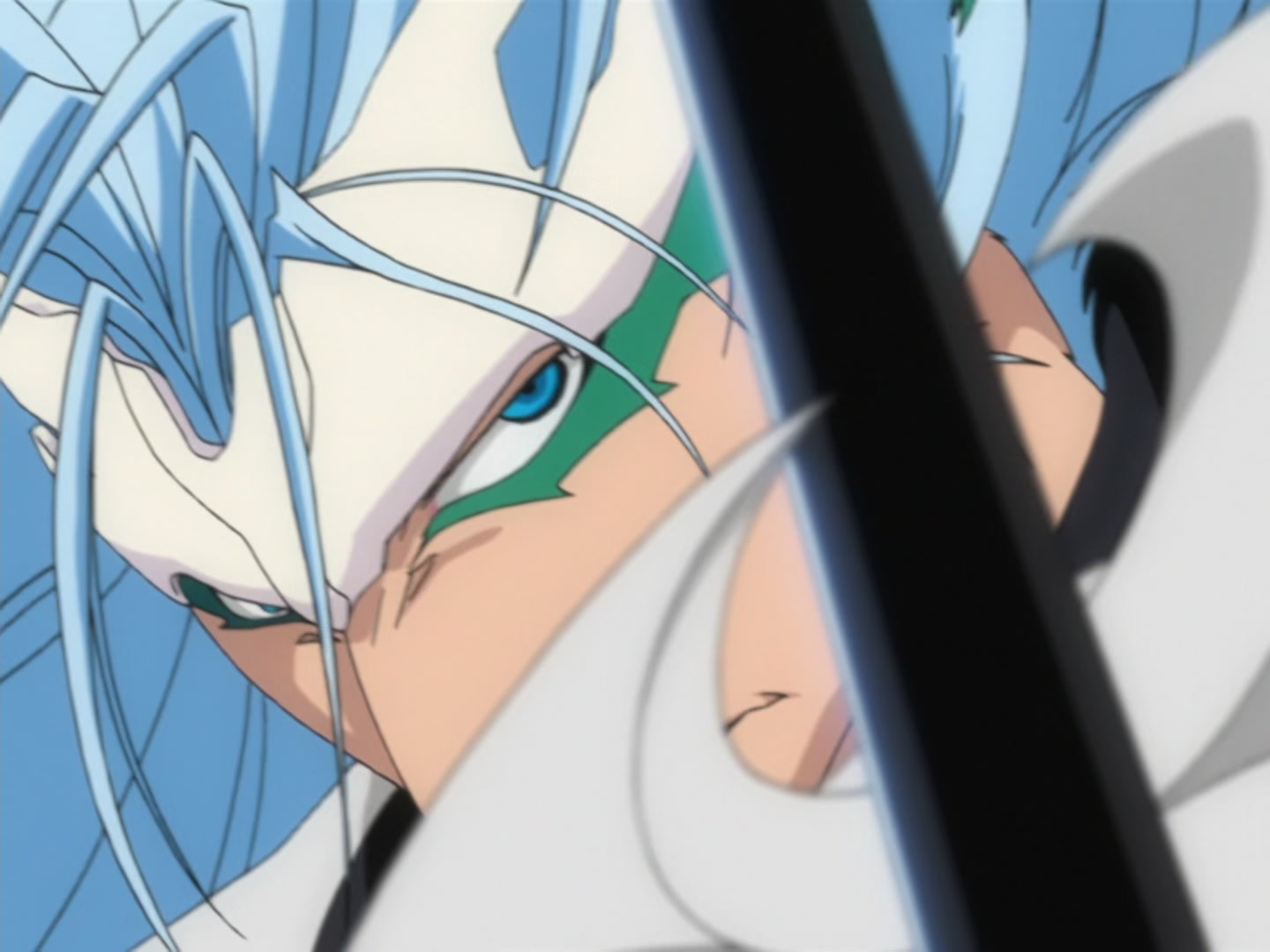 Bleach Ep 166: Desperate Effort vs. Desperate Effort! Hollowized Ichigo @ 00:10:13
