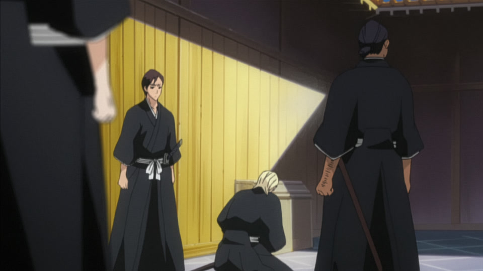 Bleach Ep 172: Kibune Goes to War! The Violent Wind that Rages @ 00:03:00