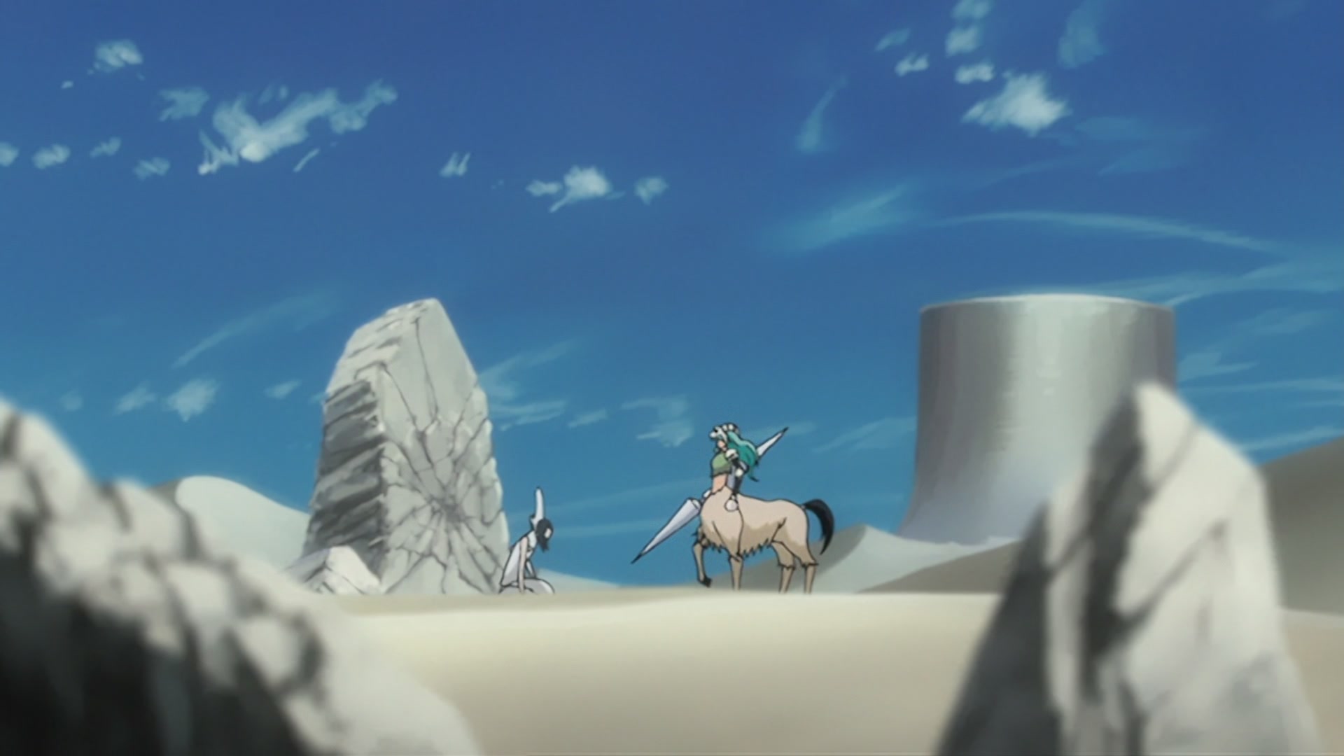 Bleach Ep 196: Joining the Battle! The Strongest Shinigami Army Appears @ 00:02:08