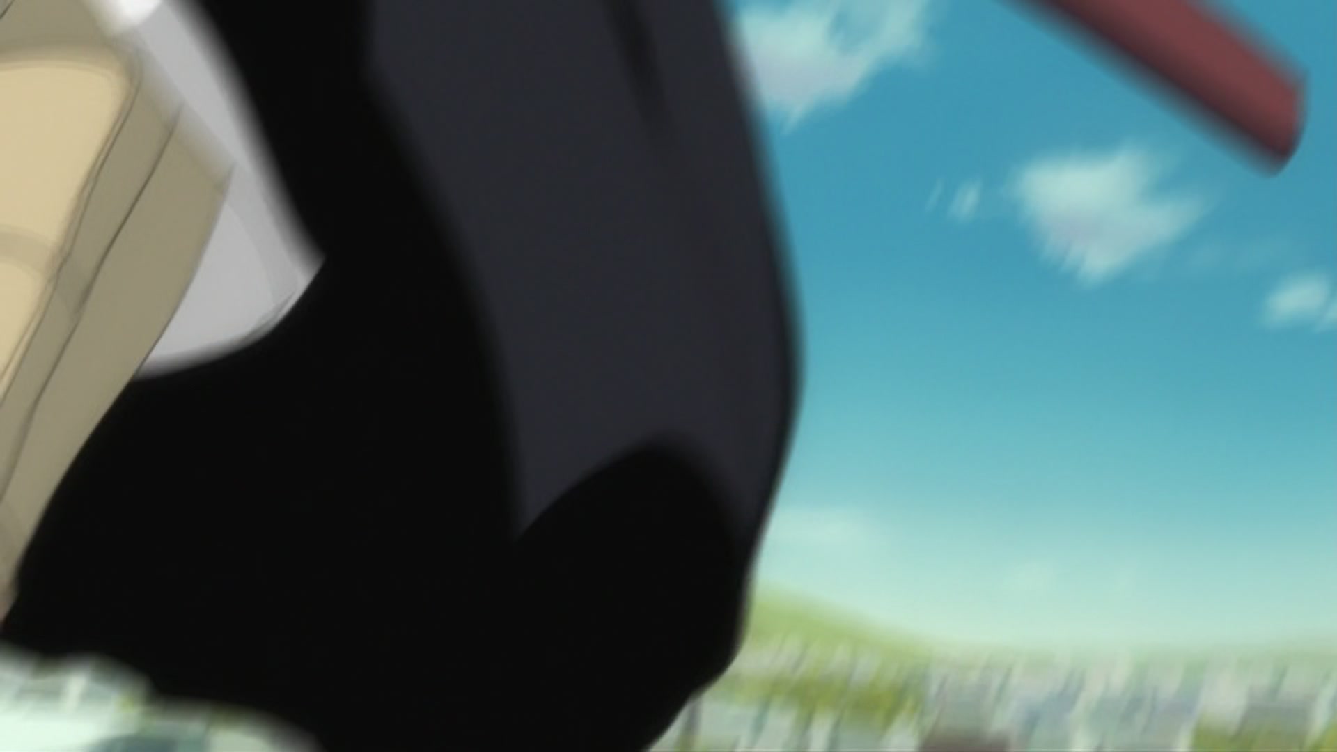 Bleach Ep 291: Desperate Struggle with Aizen! Hirako, Shikai! @ 00:03:43