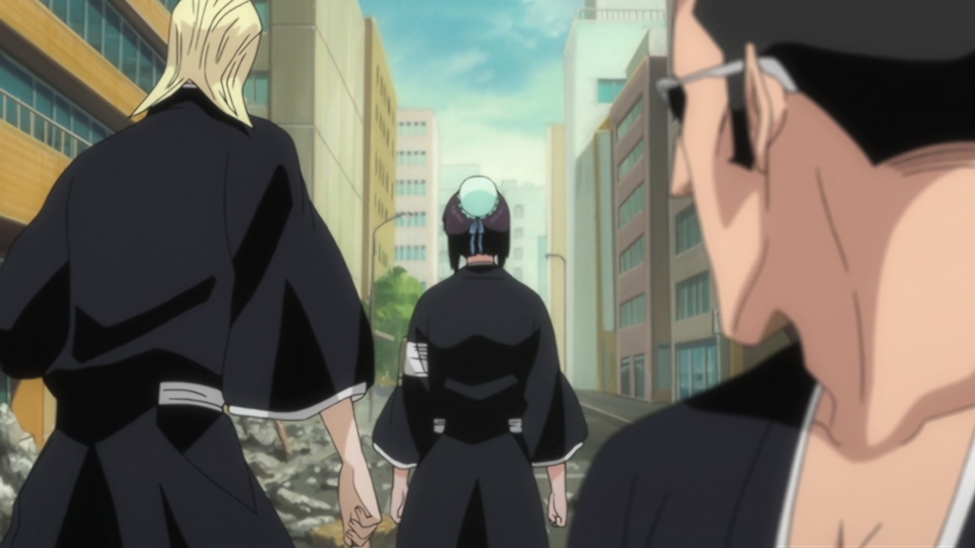 Bleach Ep 294: Impossible to Attack? The Sealed Genryusai! @ 00:02:46