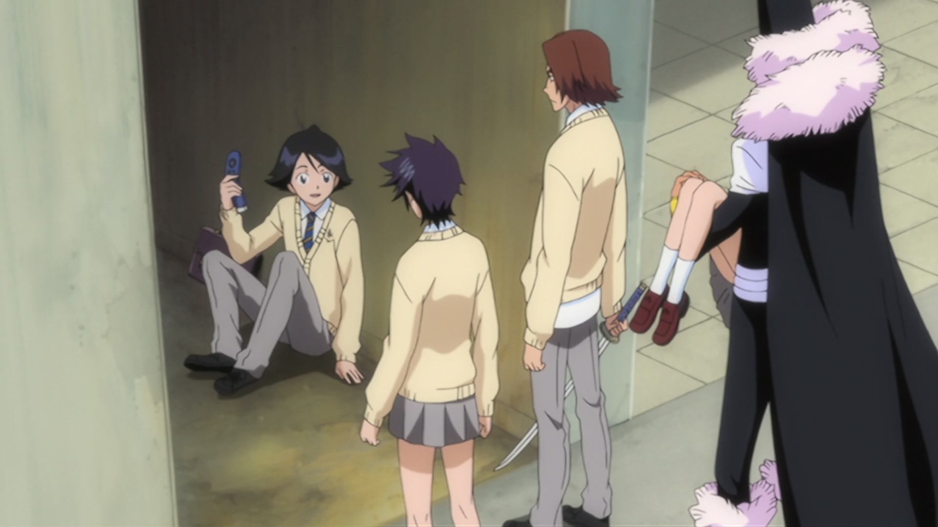 Bleach Ep 307: Emergency Situation! Aizen, New Evolution! @ 00:04:54