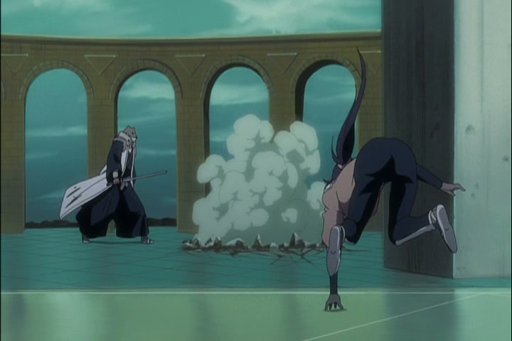Bleach Ep 319: Ichigo's Capture Net! Escape From Soul Society! @ 00:08:24
