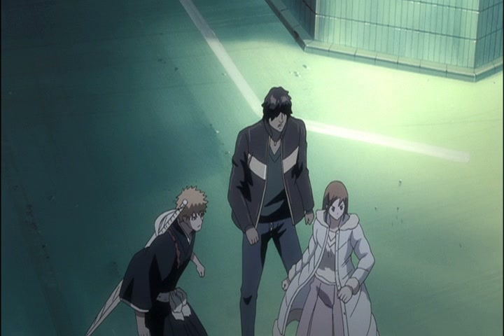 Bleach Ep 323: Protect Ichigo! Nozomi's Determination @ 00:01:58