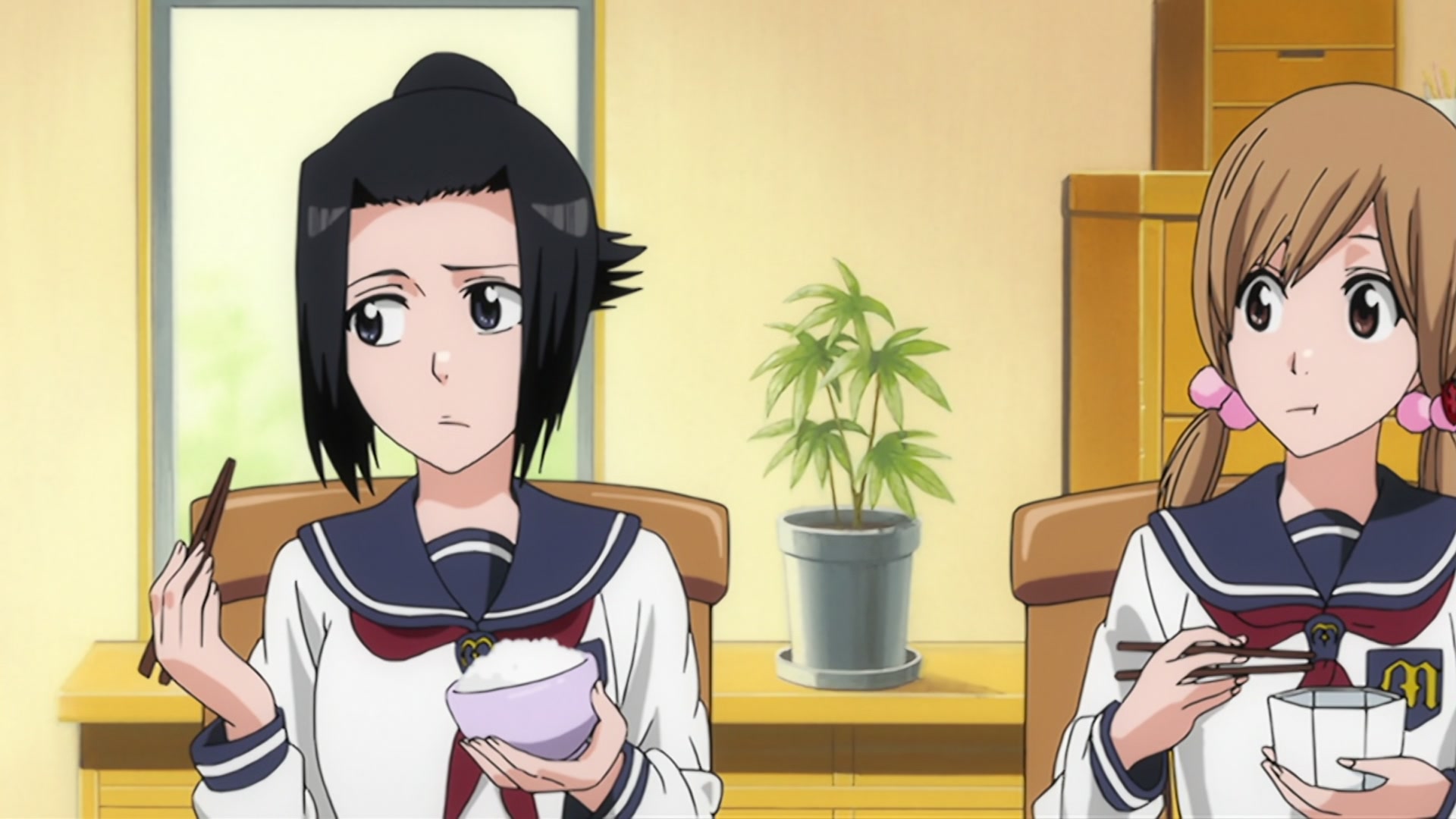 Bleach Ep 347: A Crisis Sneaking up on the Kurosaki Family?! Ichigo's Confusion! @ 00:12:35
