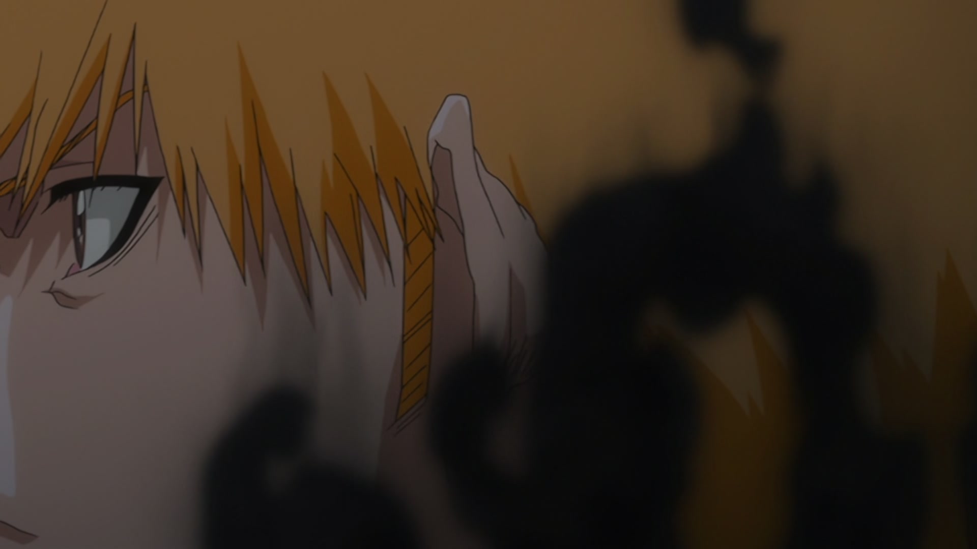 Bleach Ep 353: Ichigo, Mastering the Fullbring! @ 00:05:56