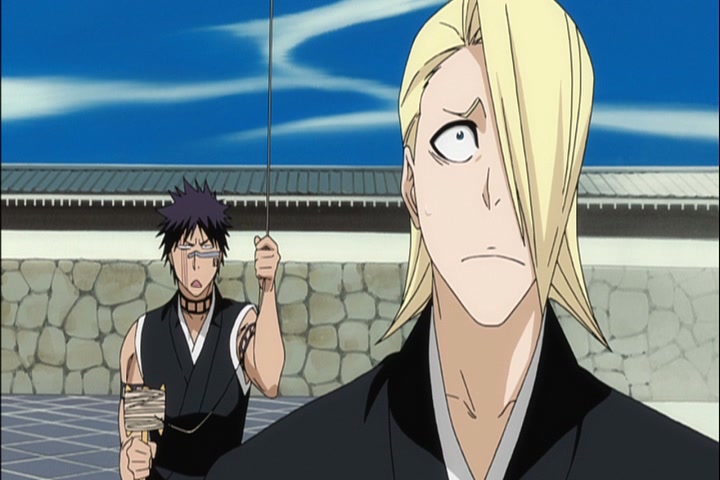 Bleach Ep 355: Shinigami at War! New Year Special! @ 00:08:19