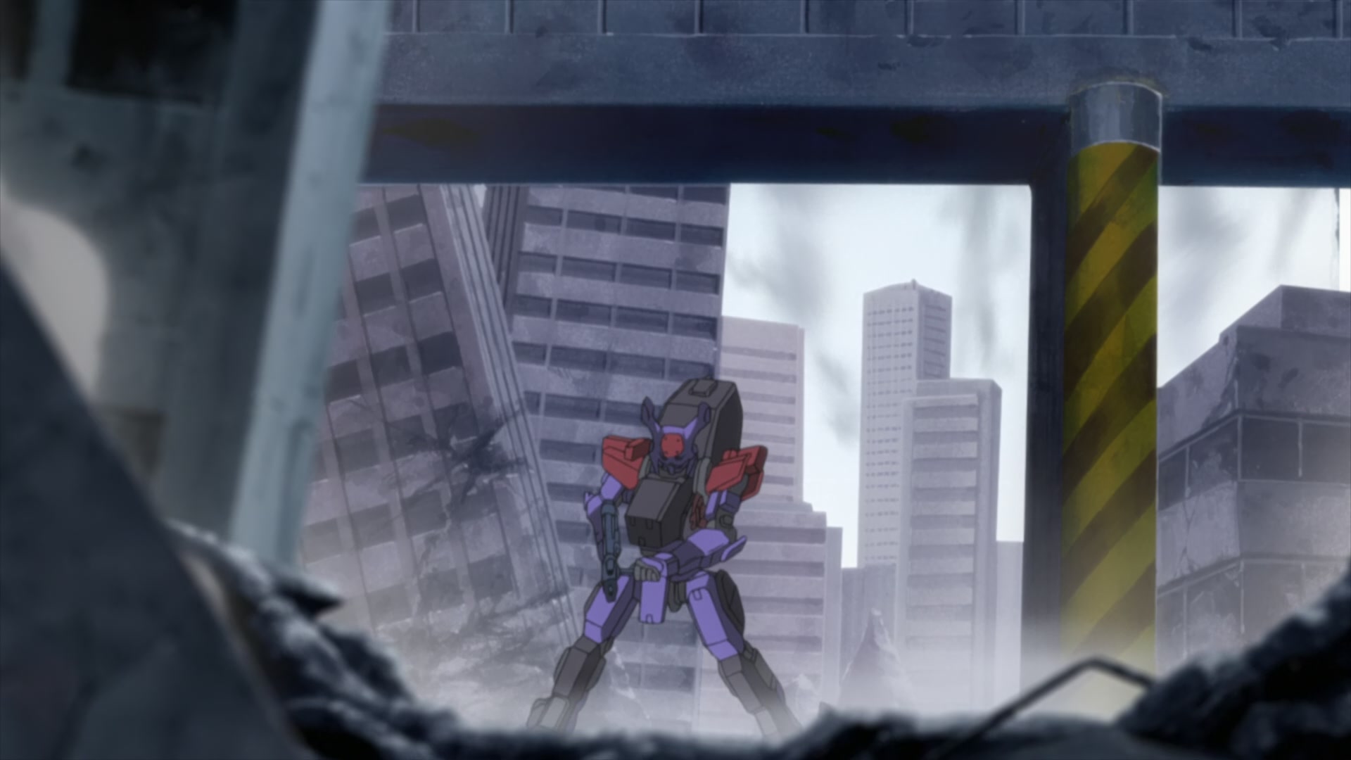 Code Geass Ep 2: The White Knight Awakens @ 00:05:44