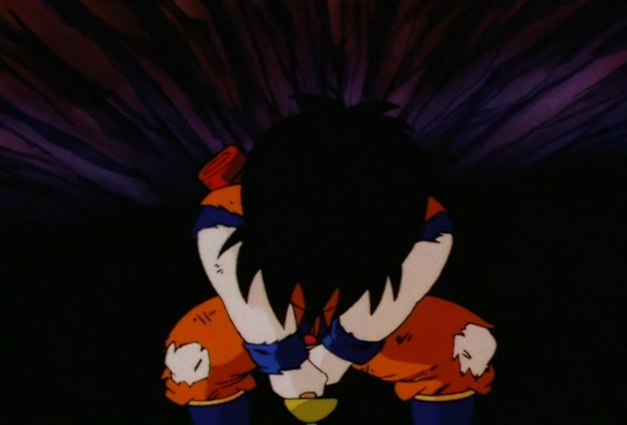 Dragon Ball Z — Ep 12: Catnap on the Serpent Road — Goku Takes a Tumble @ 16:36