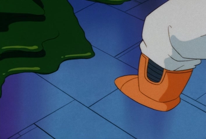 Dragon Ball Z Ep 39: Friends or Foes? Children of the Mysterious Giant Spaceship @ 15:32