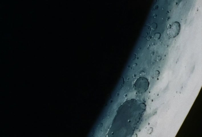 Dragon Ball Z Ep 49: Dodoria Dies by Explosion! Vegeta's Fearsome Shockwave @ 08:34
