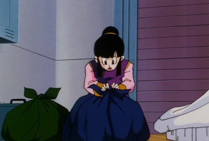 Dragon Ball Z Ep 139: An Ominous Premonition! Bulma Unveils a Mystery @ 06:07