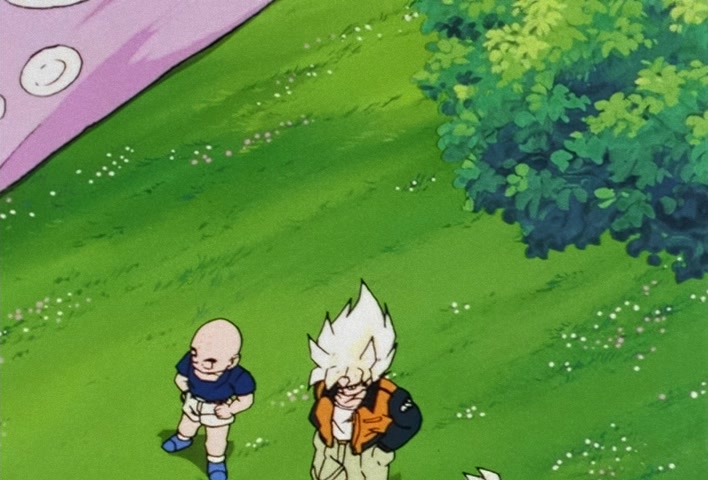 Dragon Ball Z Ep 172: Find a New God!! Goku, the Great Instant Movement @ 06:05