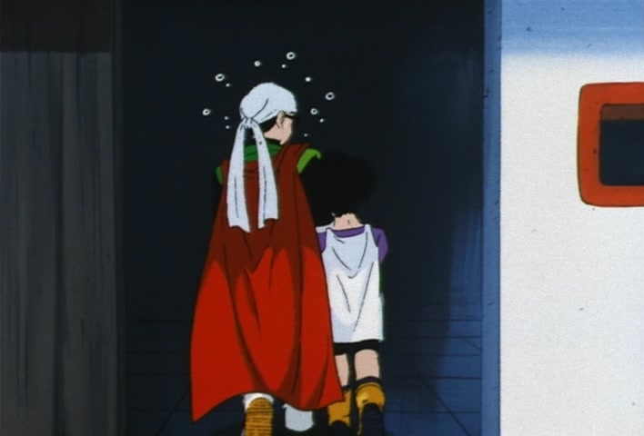 Dragon Ball Z Ep 209: You're in Danger, Saiyaman! Guard Yourself Against a Perfectly Timed Photo?! @ 08:28