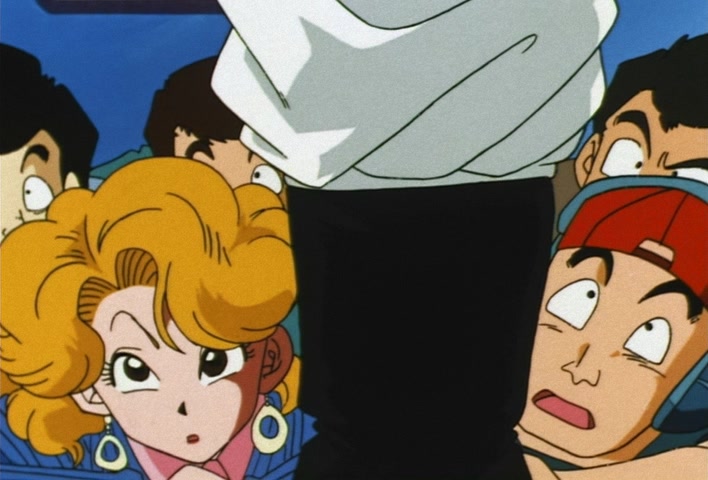 Dragon Ball Z Ep 218: Exposed!! The Saiyaman is Son Gohan @ 04:47