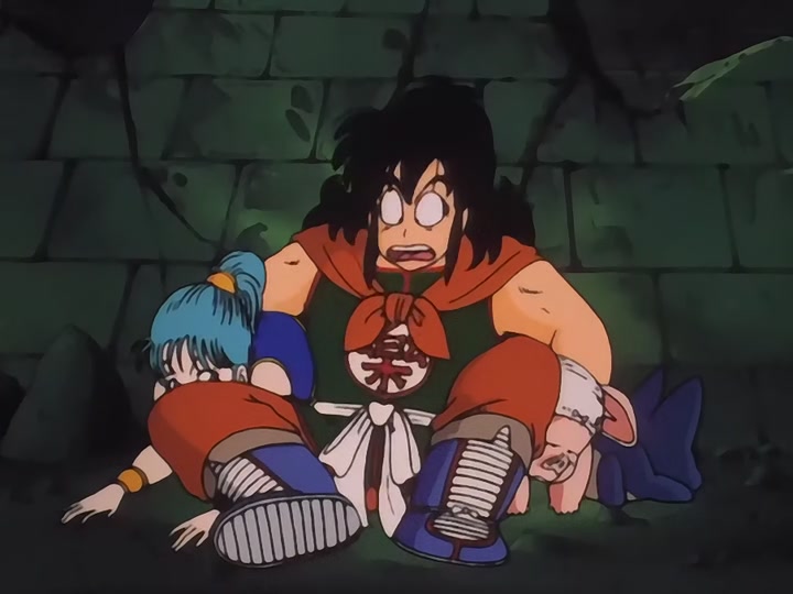 Dragon Ball Ep 13: Goku's Great Transformation @ 04:59