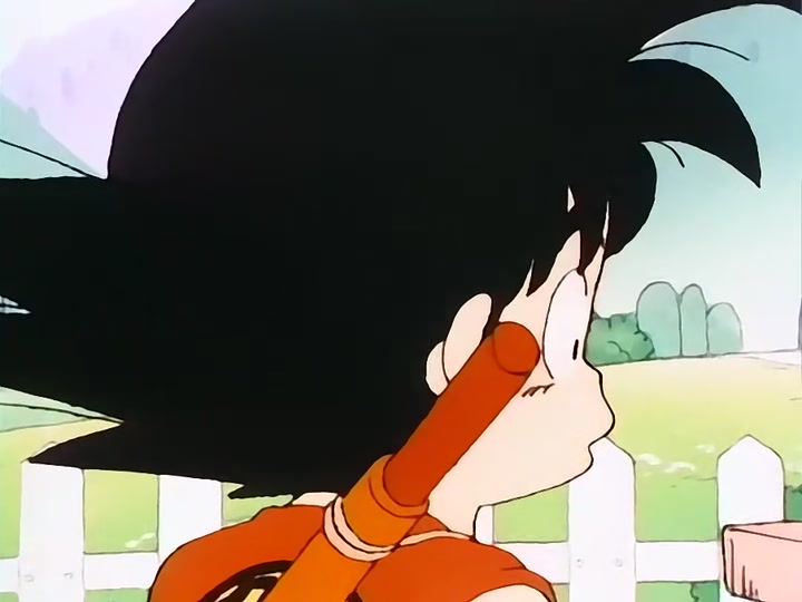 Dragon Ball Ep 57: Arale vs. Blue @ 05:28