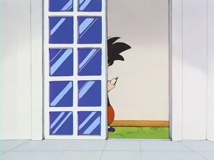 Dragon Ball Ep 57: Arale vs. Blue @ 08:41