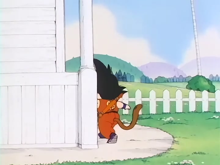 Dragon Ball Ep 57: Arale vs. Blue @ 09:01