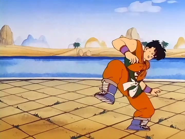 Dragon Ball Ep 71: Deadly Battle @ 04:35