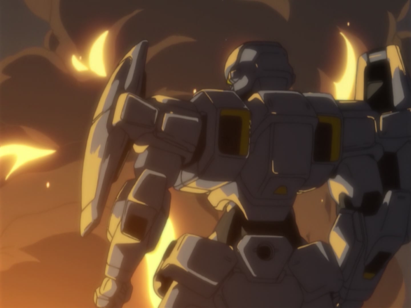 Full Metal Panic! — Ep 1: The Guy I Kinda Like is a Sergeant @ 04:40