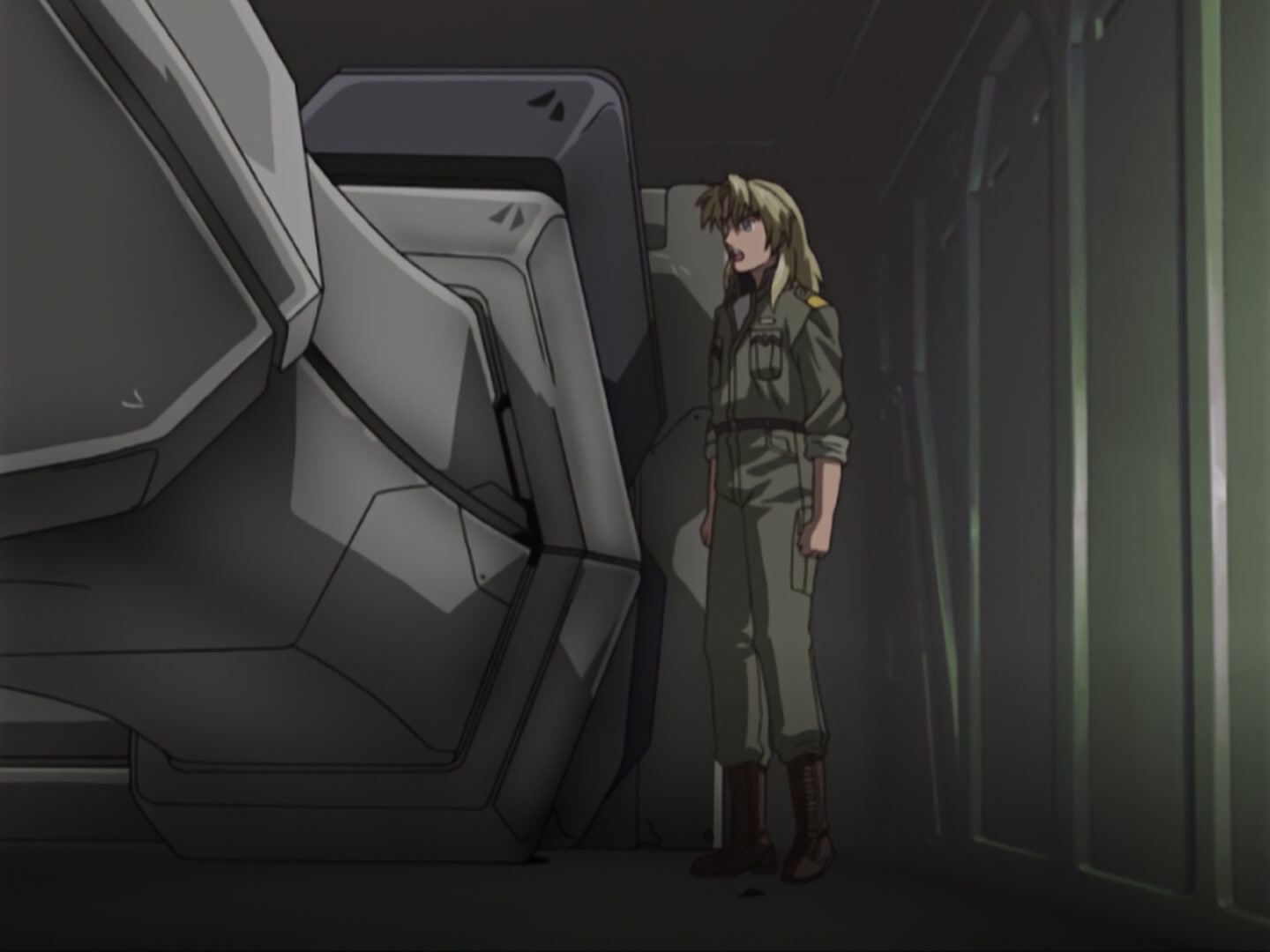 Full Metal Panic! Ep 2: I Want to Protect You @ 20:25