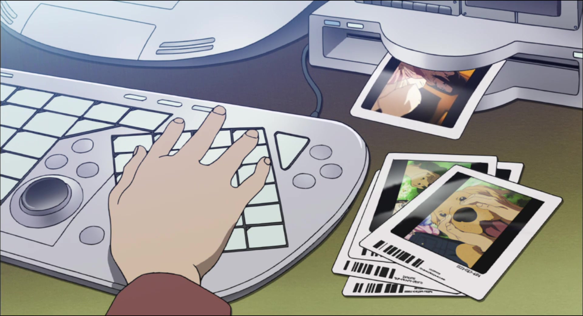 Ghost in the Shell: Stand Alone Complex — Ep 4: Intercepter: Visual Devices Which Laugh @ 02:05