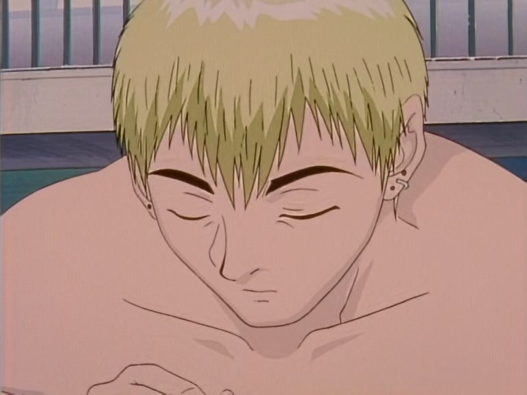 Great Teacher Onizuka Ep 9: Onizuka and the Art of War @ 11:04