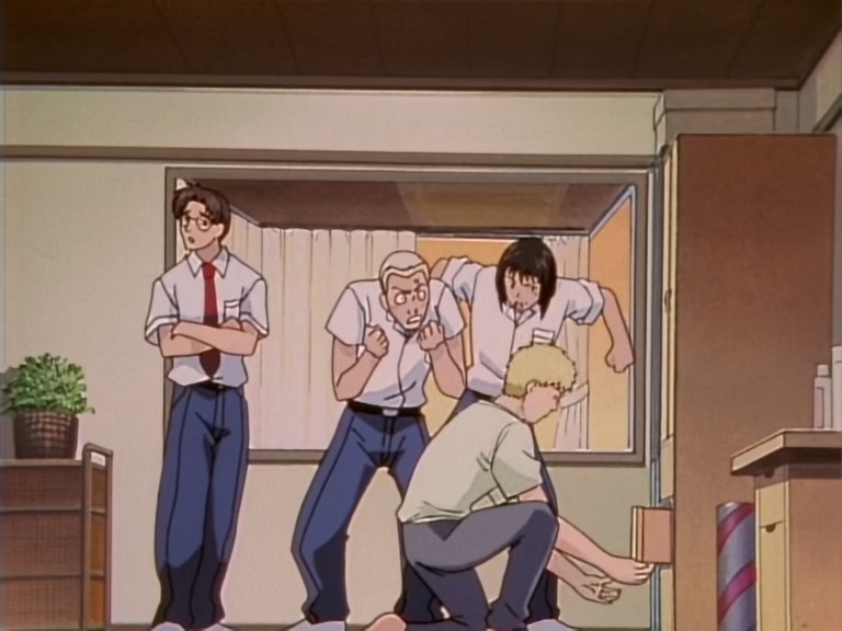 Great Teacher Onizuka Ep 19: Private Investigations @ 03:33