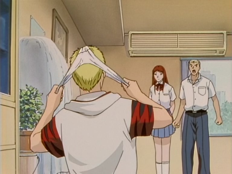 Great Teacher Onizuka Ep 21: Revolution Everywhere @ 11:42