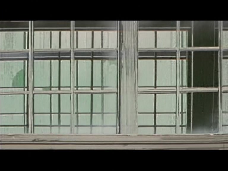 Great Teacher Onizuka Ep 22: The Art of Demolition @ 14:47