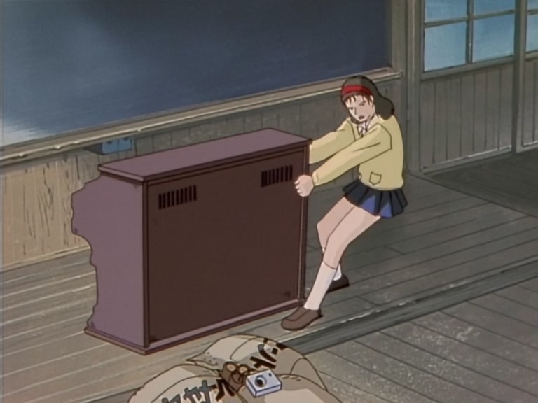 Great Teacher Onizuka Ep 22: The Art of Demolition @ 16:35