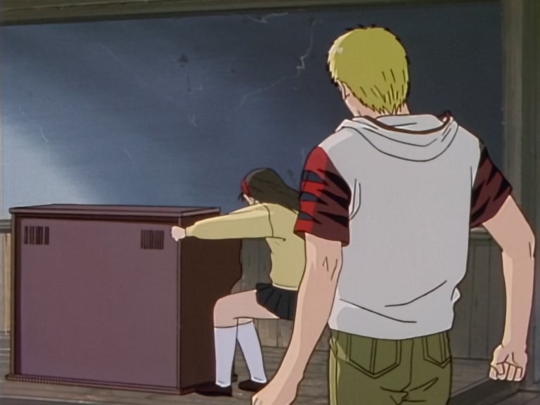 Great Teacher Onizuka Ep 22: The Art of Demolition @ 18:02