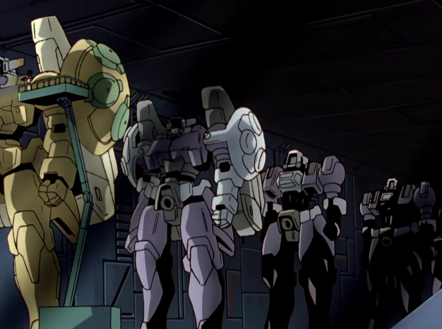 Mobile Suit Gundam Wing Ep 39: Trowa's Return to the Battlefield @ 13:55