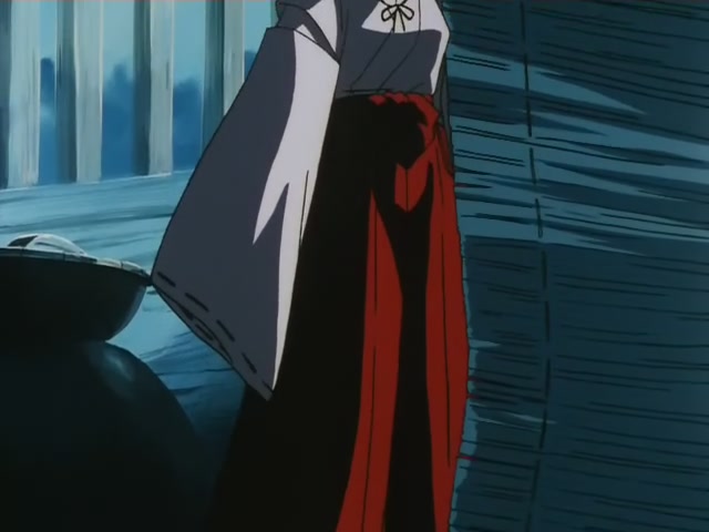 Inuyasha Ep 23: Kagome's Voice and Kikyo's Kiss @ 00:15:15