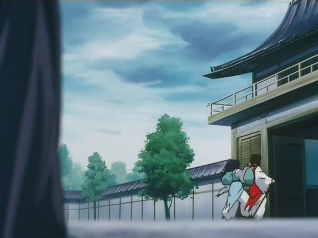 Inuyasha Ep 63: The Red and White Priestesses @ 00:05:48
