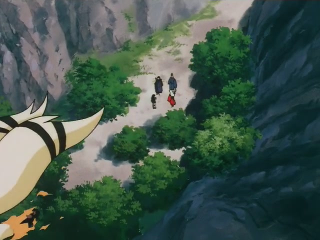 Inuyasha Ep 94: Inuyasha's Backslash Wave @ 00:07:14