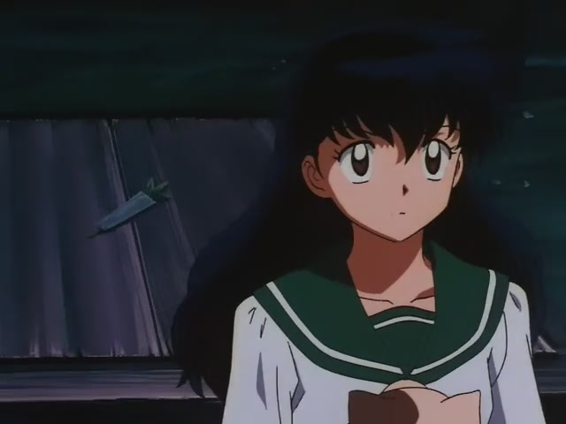 Inuyasha Ep 1: The Girl Who Overcame Time @ 05:28